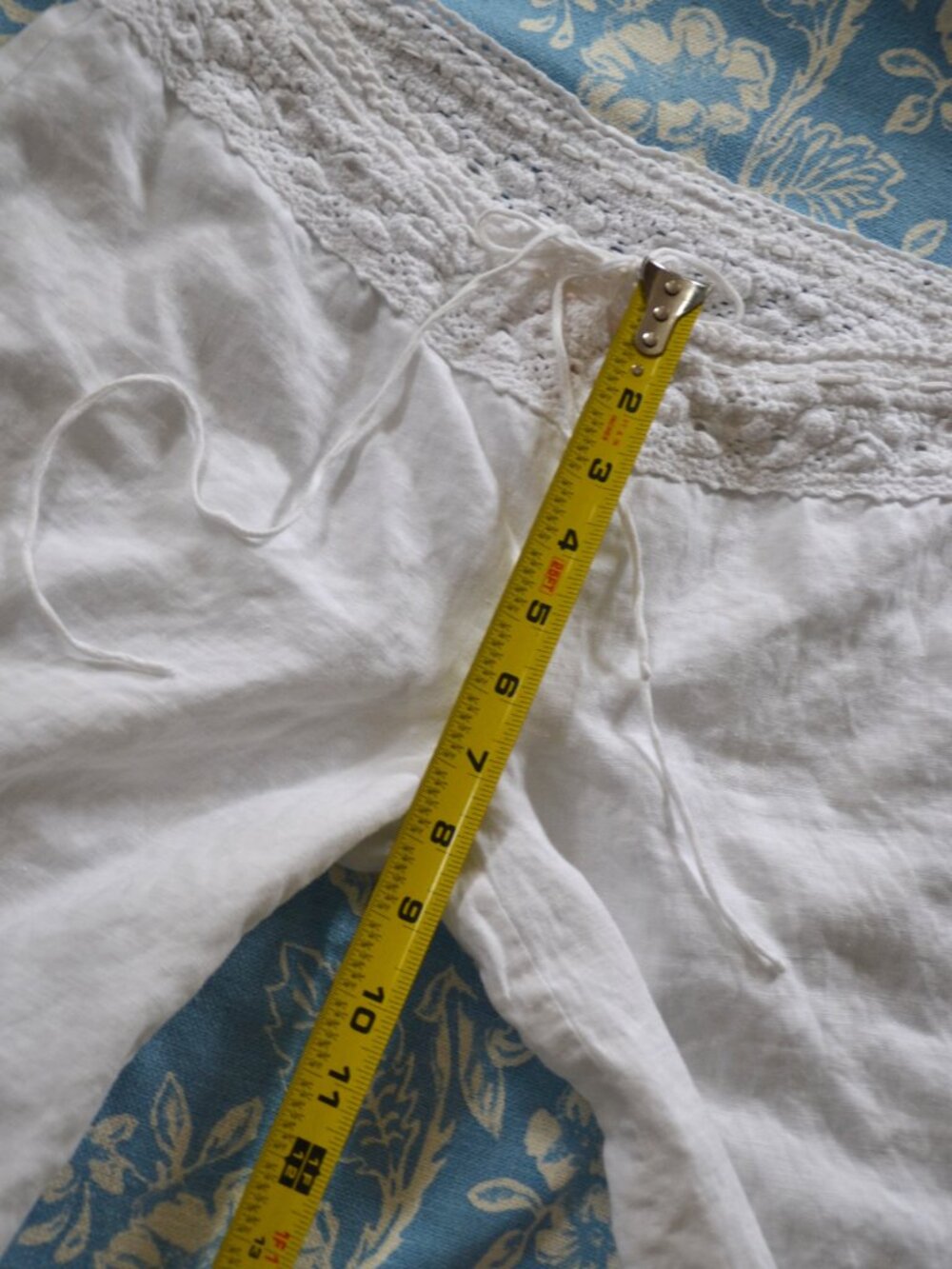 Forever Twenty One White Crochet 100% Linen Wide Leg Low Rise BOHO Pants SMALL - Picture 9 of 9